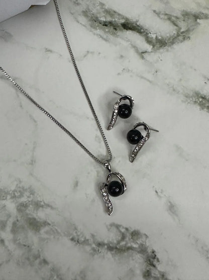 Midnight Embrace Set